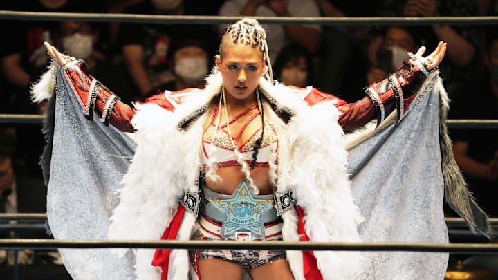 New Japan Pro-Wrestling - STRONG