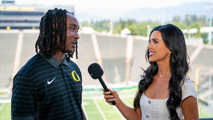 oregon ducks transfer receiver iverson hooks oregon ducks transfer receiver iverson hooks