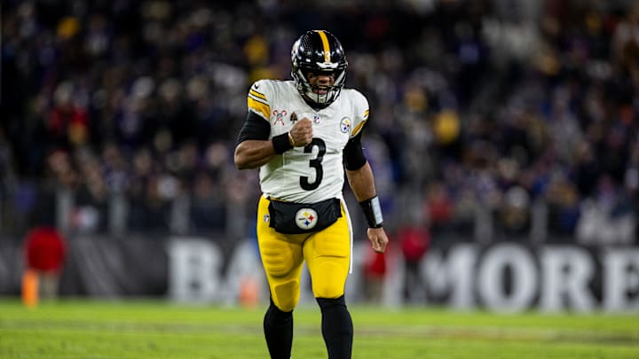 Pittsburgh Steelers v Baltimore Ravens
