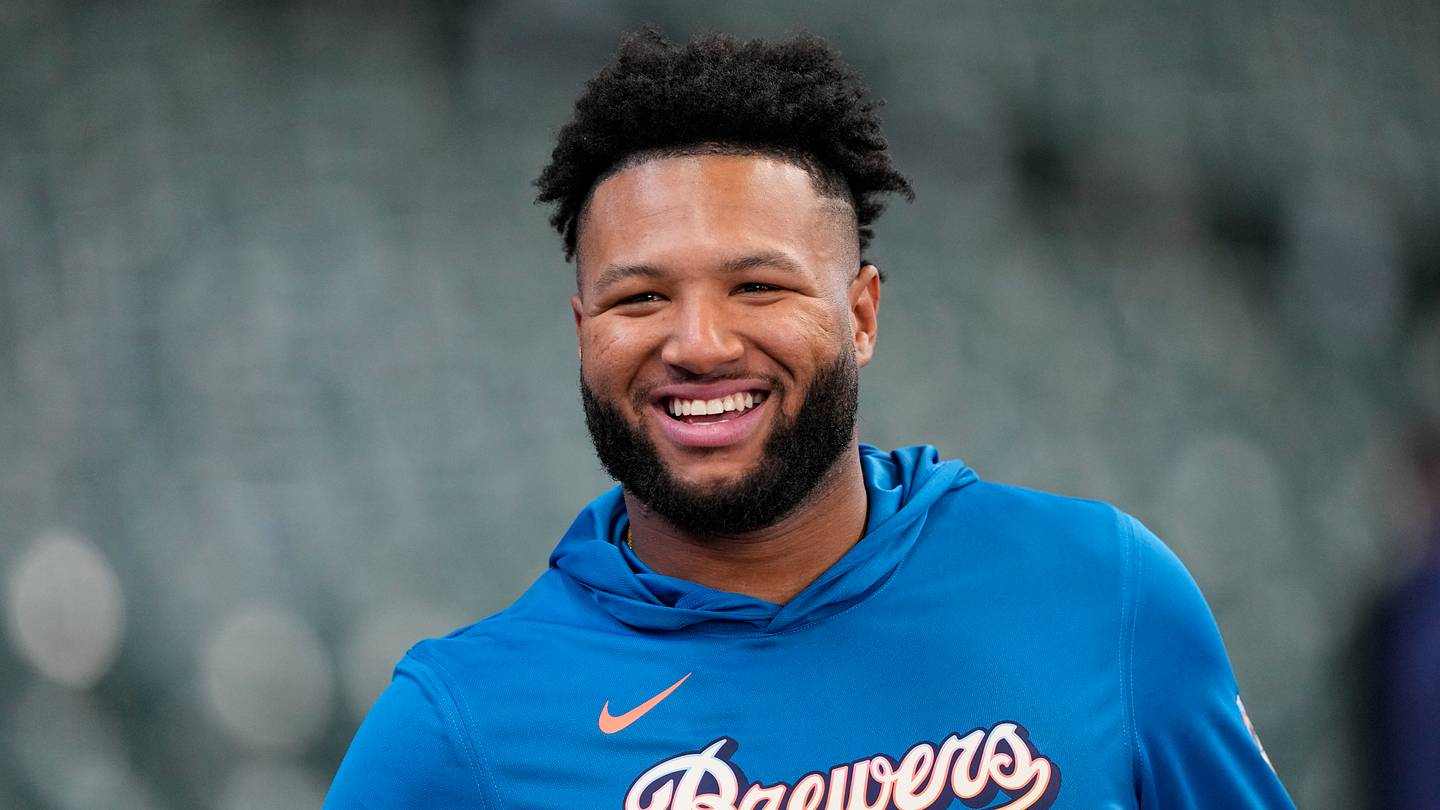 Jackson Chourio's ascent to superstardom continues with Gold Glove ...