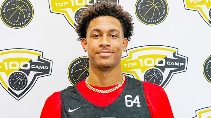 IMG Academy forward and Louisville recruit Khani Rooths