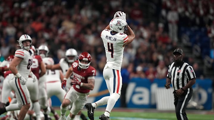 Dec 28, 2023; San Antonio, TX, USA; Arizona Wildcats linebacker Ammon Allen (40) catches the ball against the Oklahoma Sooners in the fist half of the Alamo Bowl at Alamodome. Mandatory Credit: Kirby Lee-USA TODAY Sports