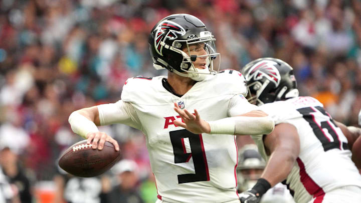 Oct 1, 2023; London, United Kingdom; Atlanta Falcons quarterback Desmond Ridder (9) throws the ball