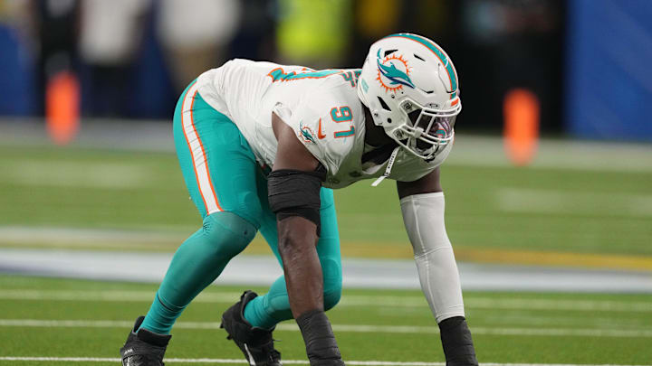 Nov 11, 2024; Inglewood, California, USA; Miami Dolphins linebacker Emmanuel Ogbah (91) against the Los Angeles Rams in the first half at SoFi Stadium. Mandatory Credit: Kirby Lee-Imagn Images