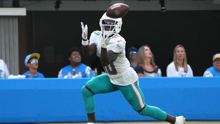 Sep 10, 2023; Inglewood, California, USA; Miami Dolphins wide receiver Tyreek Hill (10) catches a