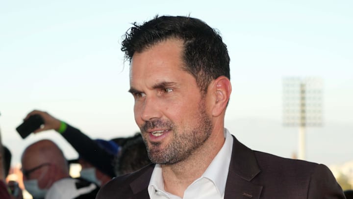 USC Trojans Lincoln Riley Matt Leinart Jayden Maiava Eric Gentry Big Ten heisman trophy Tunnel Captain Michigan State USC Trojans Lincoln Riley Matt Leinart Jayden Maiava Eric Gentry Big Ten heisman trophy Tunnel Captain Michigan State