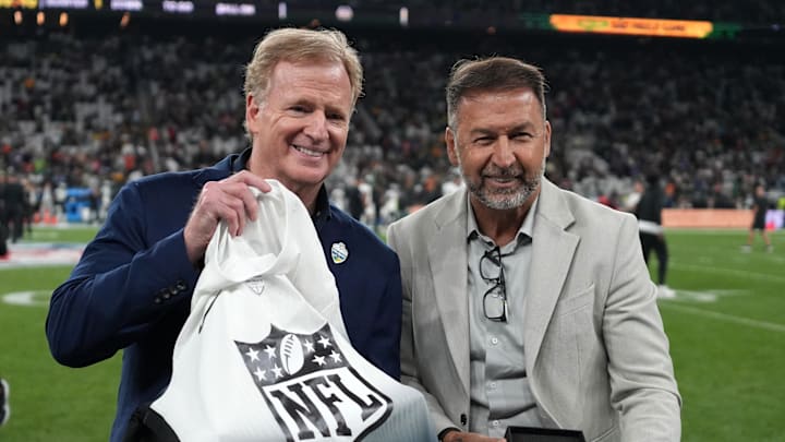 Sep 6, 2024; Sao Paulo, Brazil; NFL commissioner Roger Goodell (left) exchanges gifts with Corinthians president Augusto Melo during the 2024 NFL Sao Paolo Game at Neo Quimica Arena. Mandatory Credit: Kirby Lee-Imagn Images Sep 6, 2024; Sao Paulo, Brazil; NFL commissioner Roger Goodell (left) exchanges gifts with Corinthians president Augusto Melo during the 2024 NFL Sao Paolo Game at Neo Quimica Arena. Mandatory Credit: Kirby Lee-Imagn Images