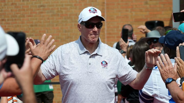 Buffalo Bills’ Hall of Fame quarterback Jim Kelly.
