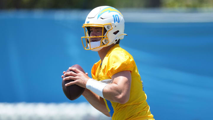 May 29, 2024; Costa Mesa, CA, USA; Los Angeles Chargers quarterback Justin Herbert (10) during organized team activities at Hoag Performance Center. Mandatory Credit: Kirby Lee-USA TODAY Sports May 29, 2024; Costa Mesa, CA, USA; Los Angeles Chargers quarterback Justin Herbert (10) during organized team activities at Hoag Performance Center. Mandatory Credit: Kirby Lee-USA TODAY Sports