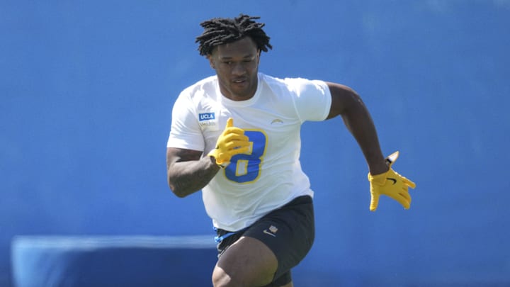 May 20, 2025; El Segundo, CA, USA; Los Angeles Chargers running back Omarion Hampton (8) runs during offseason workouts at The Bolt. Mandatory Credit: Kirby Lee-Imagn Images May 20, 2025; El Segundo, CA, USA; Los Angeles Chargers running back Omarion Hampton (8) runs during offseason workouts at The Bolt. Mandatory Credit: Kirby Lee-Imagn Images