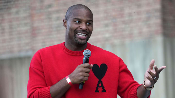 Retired NY Giants dedfensive end Osi Umenyiora  