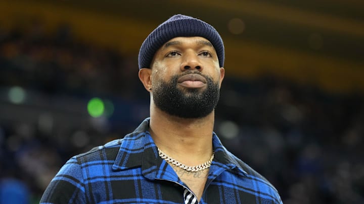 Marcedes Lewis is back for his 20th NFL season.