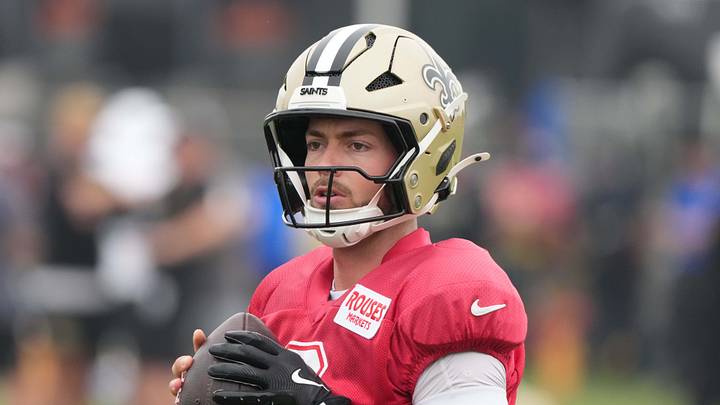 Aug 14, 2025; Carson, CA, USA; New Orleans Saints quarterback Jake Haener (3) throws the ball against the Los Angeles Rams during a joint practice at the Dignity Health Sports Park. Mandatory Credit: Kirby Lee-Imagn Images Aug 14, 2025; Carson, CA, USA; New Orleans Saints quarterback Jake Haener (3) throws the ball against the Los Angeles Rams during a joint practice at the Dignity Health Sports Park. Mandatory Credit: Kirby Lee-Imagn Images