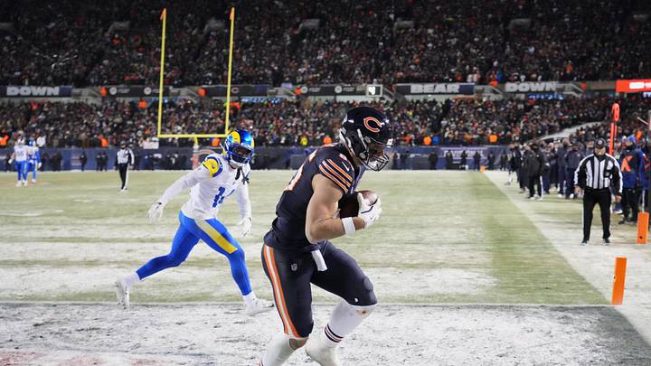 Jan 18, 2026; Chicago, IL, USA; Chicago Bears tight end Cole Kmet (85) catches a fourteen-yard touchdown pass thrown by quarterback Caleb Williams (not pictured) against Los Angeles Rams cornerback Cobie Durant (14) with eighteen seconds remaining in the fourth quarter of an NFC Divisional Round game at Soldier Field. Mandatory Credit: David Banks-Imagn Images