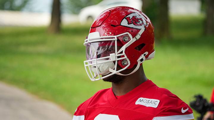 Jul 29, 2026; St. Joseph, MO, USA; Kansas City Chiefs running back Kenneth Walker (9) walks down the hill to the practice fields during training camp at Missouri Western State University. Mandatory Credit: Denny Medley-Imagn Images Jul 29, 2026; St. Joseph, MO, USA; Kansas City Chiefs running back Kenneth Walker (9) walks down the hill to the practice fields during training camp at Missouri Western State University. Mandatory Credit: Denny Medley-Imagn Images