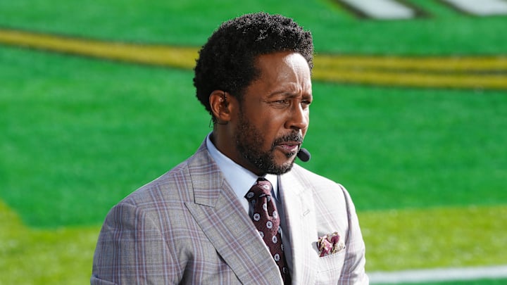 Jan 1, 2025; Pasadena, California, USA; Desmond Howard on the ESPN Gameday set at Rose Bowl Stadium. Mandatory Credit: Kirby Lee-Imagn Images