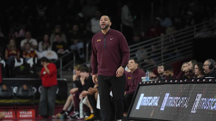 Feb 15, 2025; Los Angeles, California, USA; Minnesota Golden Gophers head coach Ben Johnson reacts against the Southern California Trojans in the first half at Galen Center. Mandatory Credit: Kirby Lee-Imagn Images Feb 15, 2025; Los Angeles, California, USA; Minnesota Golden Gophers head coach Ben Johnson reacts against the Southern California Trojans in the first half at Galen Center. Mandatory Credit: Kirby Lee-Imagn Images