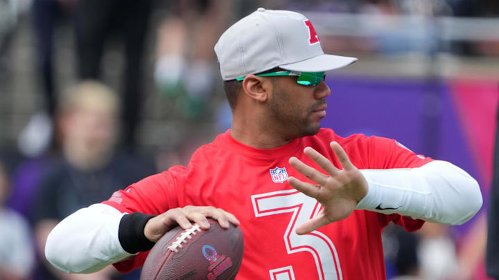 Feb 1, 2025; Orlando, FL, USA; Pittsburgh Steelers quarterback Russell Wilson (3) throws the ball during AFC Practice for the Pro Bowl Games at Camping World Stadium. 
