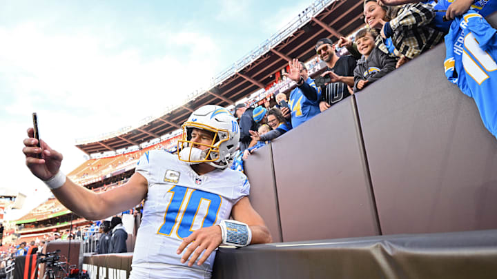 Los Angeles Chargers v Cleveland Browns