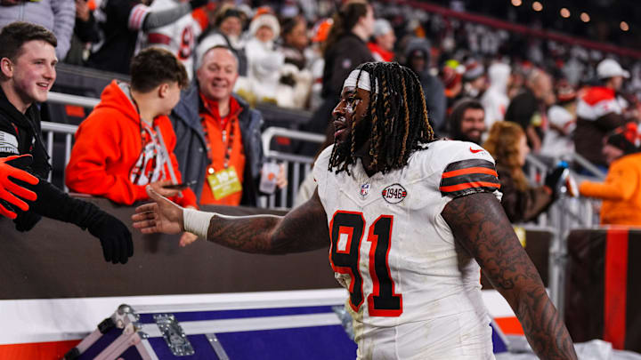 New York Jets v Cleveland Browns