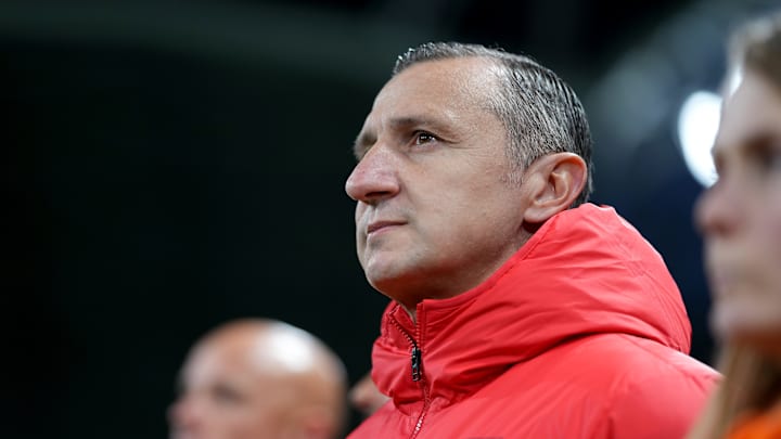 Vlatko Andonovski is back on the touchline 