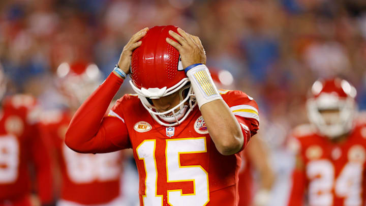 Patrick Mahomes had no support in the Chiefs' home loss to the Lions.