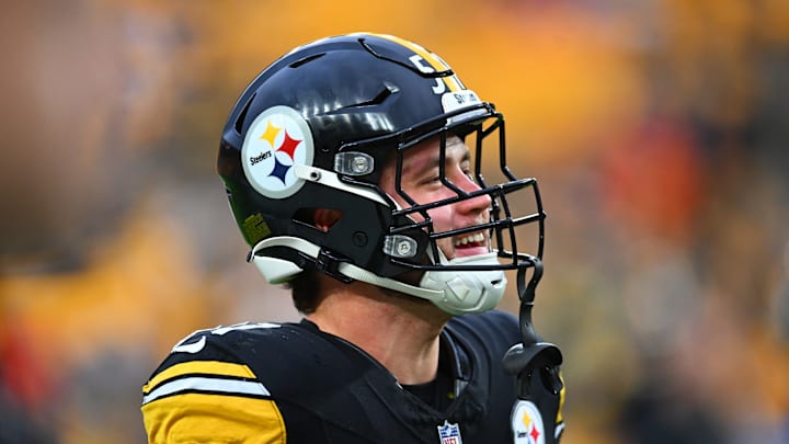 Pittsburgh Steelers Linebacker Nick Herbig