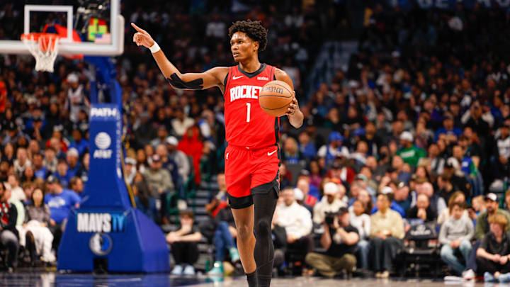 Dec 6, 2025; Dallas, Texas, USA; Houston Rockets guard Amen Thompson (1) points as he brings the ball up the court against the Dallas Mavericks during the second quarter at American Airlines Center. Mandatory Credit: Andrew Dieb-Imagn Images Dec 6, 2025; Dallas, Texas, USA; Houston Rockets guard Amen Thompson (1) points as he brings the ball up the court against the Dallas Mavericks during the second quarter at American Airlines Center. Mandatory Credit: Andrew Dieb-Imagn Images