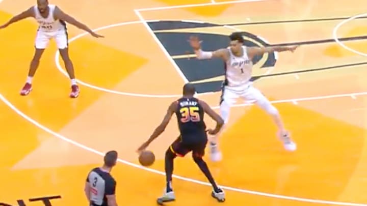 Kevin Durant hit Victor Wembanyama with quite the move to get to the basket in Tuesday's win over the San Antonio Spurs