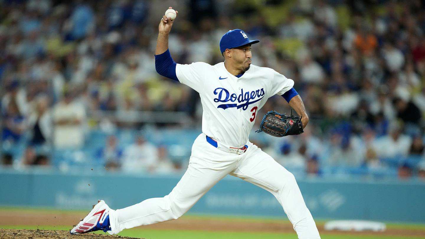Dodgers' Dave Roberts 'Excited' About Edwin Diaz's Latest Injury Revelation