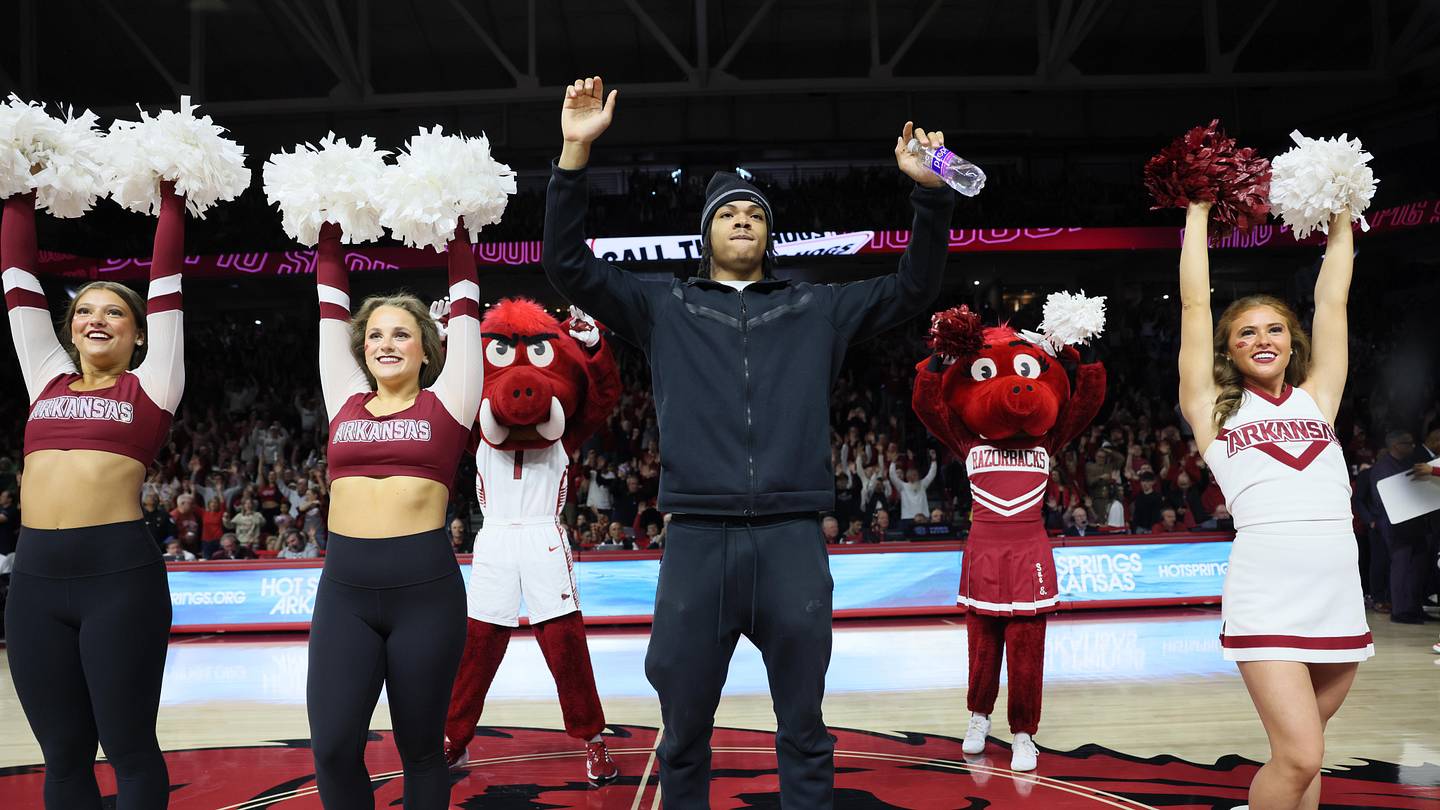 Acadia Razorback Reebok Signs Arkansas Razorbacks Commit Darius Acuff