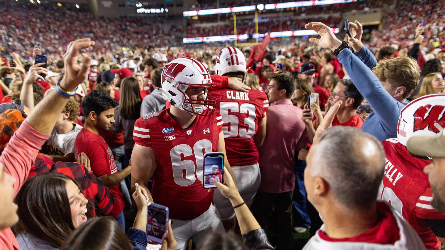 Wisconsin's Newest LB Commit Has One Stat You Don't Expect From a Linebacker