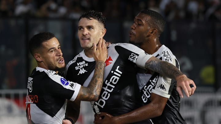 Vasco busca se recuperar no segundo semestre da temporada Vasco busca se recuperar no segundo semestre da temporada