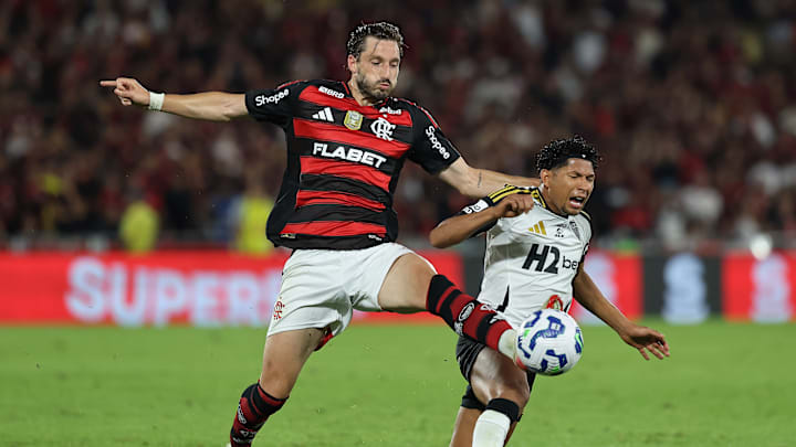 Flamengo fez jogo abaixo, mas conquistou vitória fundamental