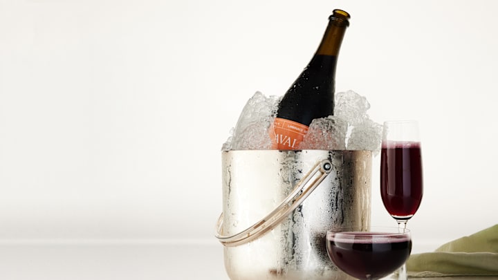 Do Fall Like Cameron Diaz with Her Favorite Spritz Recipe made with Avaline Lambrusco. Image courtesy of Avaline