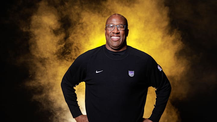 Sep 30, 2024; Sacramento, CA, USA; Sacramento Kings head coach Mike Brown during media day at Golden 1 Center. Mandatory Credit: Sergio Estrada-Imagn Images