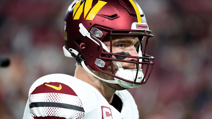 Jan 12, 2025; Tampa, Florida, USA; Washington Commanders tight end Zach Ertz (86) before a NFC wild card playoff against the Tampa Bay Buccaneers at Raymond James Stadium. Mandatory Credit: Kim Klement Neitzel-Imagn Images