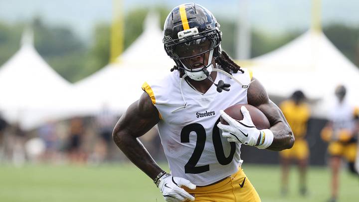 Jul 30, 2026; Latrobe, PA, USA; Pittsburgh Steelers running back Kaleb Johnson (20) participates in training camp drills at Saint Vincent College. Jul 30, 2026; Latrobe, PA, USA; Pittsburgh Steelers running back Kaleb Johnson (20) participates in training camp drills at Saint Vincent College.