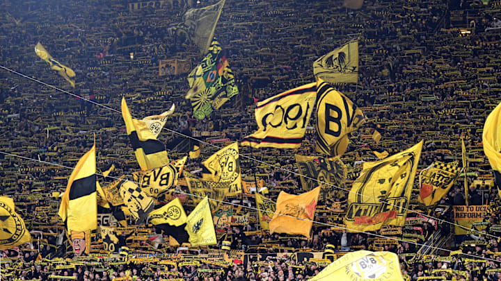 Le mur jaune des supporters du Borussia Dortmund