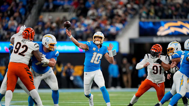 Los Angeles Chargers quarterback Justin Herbert (10) throws a pass in the second quarter of the NFL Week 11 game between the Los Angeles Chargers and the Cincinnati Bengals at SoFi Stadium in Inglewood, Calif., on Sunday, Nov. 17, 2024. The Chargers led 24-6 at halftime. Los Angeles Chargers quarterback Justin Herbert (10) throws a pass in the second quarter of the NFL Week 11 game between the Los Angeles Chargers and the Cincinnati Bengals at SoFi Stadium in Inglewood, Calif., on Sunday, Nov. 17, 2024. The Chargers led 24-6 at halftime.