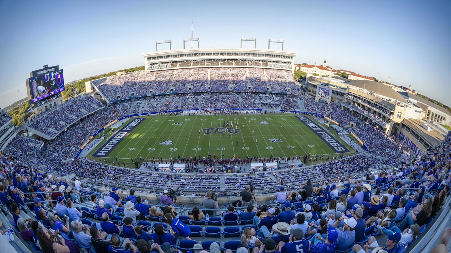 TCU Extends Offer To Accomplished Gunter High School Lineman