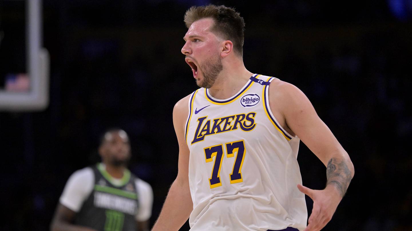 Former Lakers Center Sends Clear Message About Luka Doncic After Game 1