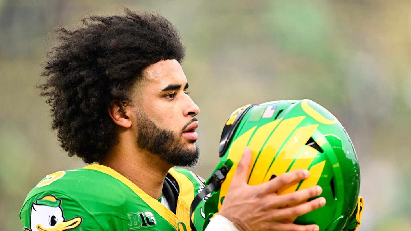 Oregon Quarterback Dante Moore Becoming Biggest Question of NFL Draft