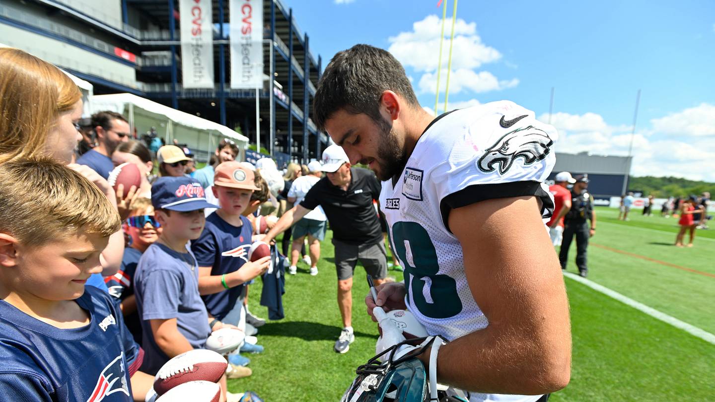 Rising? Falling?: Eagles Stock Report Heading Into Critical Stretch of Camp