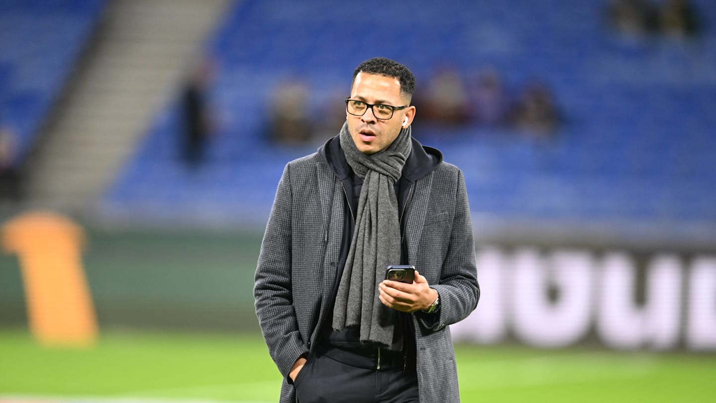 How to pronounce new Chelsea head coach Liam Rosenior's name