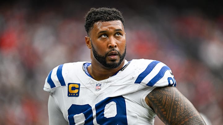 Indianapolis Colts defensive tackle DeForest Buckner (99)