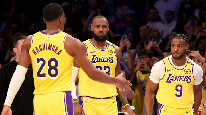 Minnesota Timberwolves v Los Angeles Lakers