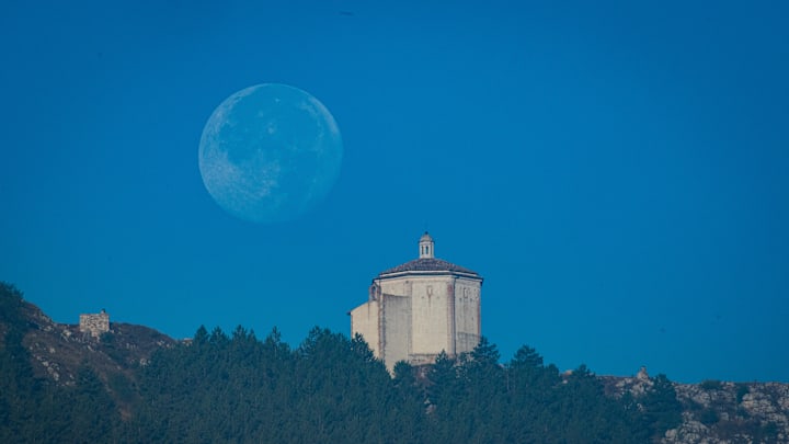 Full moon over Abruzzo, Italy
