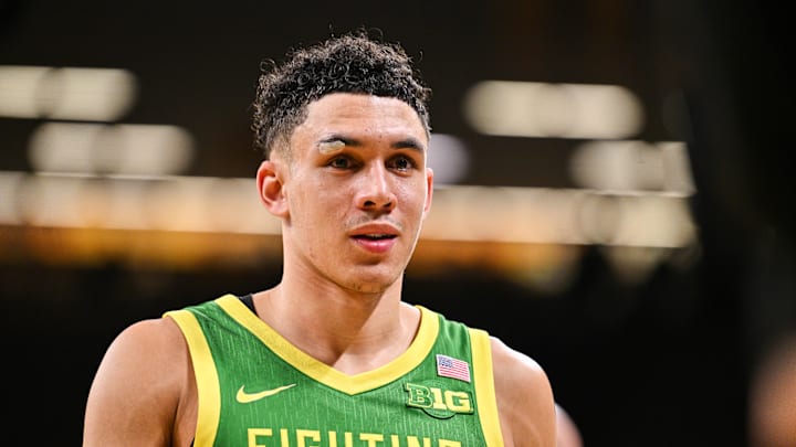 Feb 19, 2025; Iowa City, Iowa, USA; Oregon Ducks guard Jackson Shelstad (3) walks off the court after the game against the Iowa Hawkeyes at Carver-Hawkeye Arena. Mandatory Credit: Jeffrey Becker-Imagn Images Feb 19, 2025; Iowa City, Iowa, USA; Oregon Ducks guard Jackson Shelstad (3) walks off the court after the game against the Iowa Hawkeyes at Carver-Hawkeye Arena. Mandatory Credit: Jeffrey Becker-Imagn Images