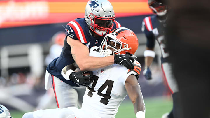 New England Patriots - Linebacker Robert Spillane